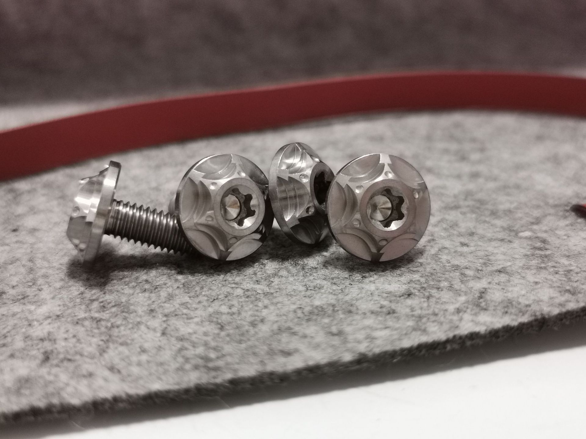 【定制加工】钛grade5 m6*15/20梅花t30 花头摩托车钛螺丝