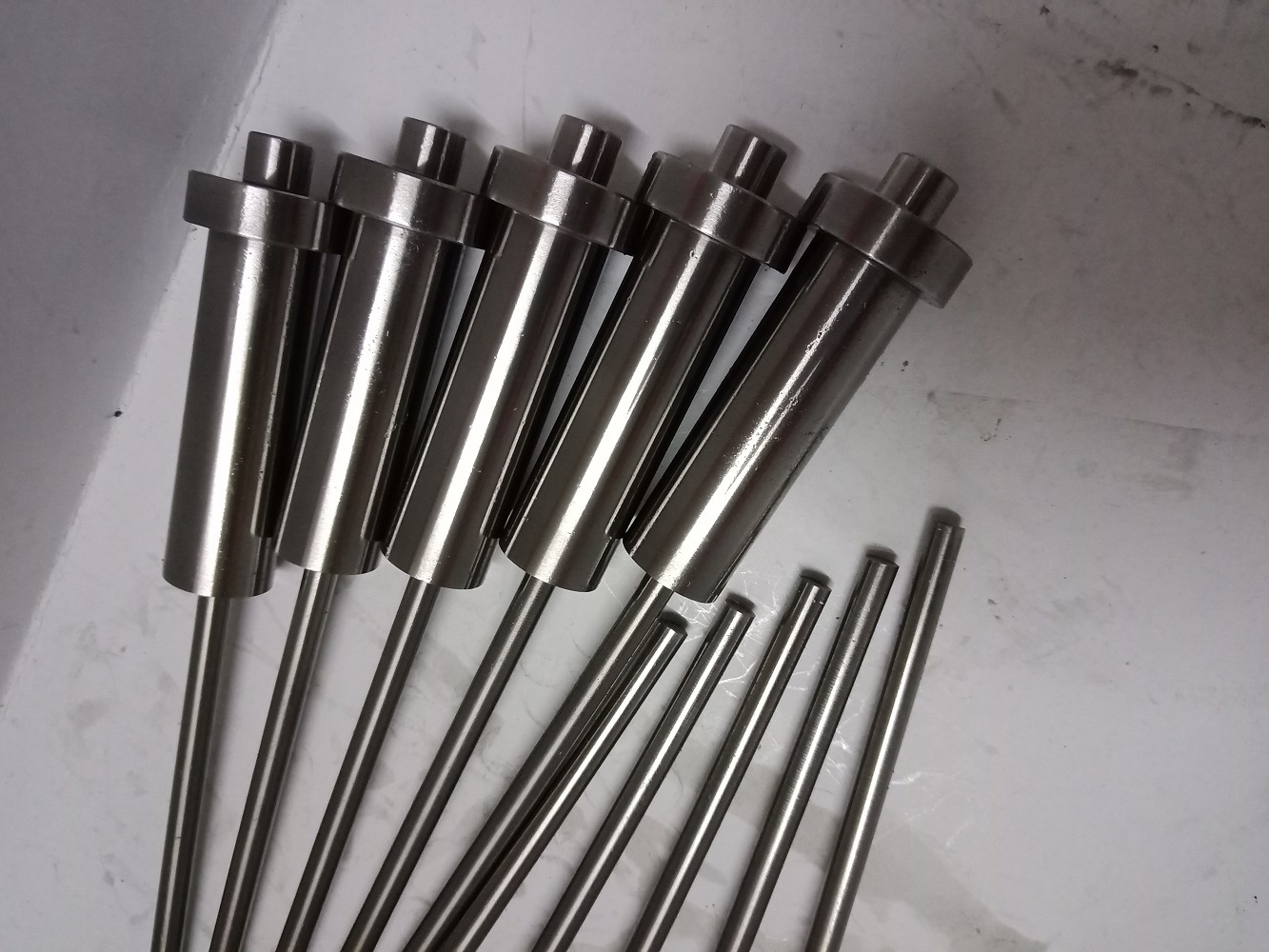 专业生产非标skd-61司筒2*4*150 厂价批发五金模具配件