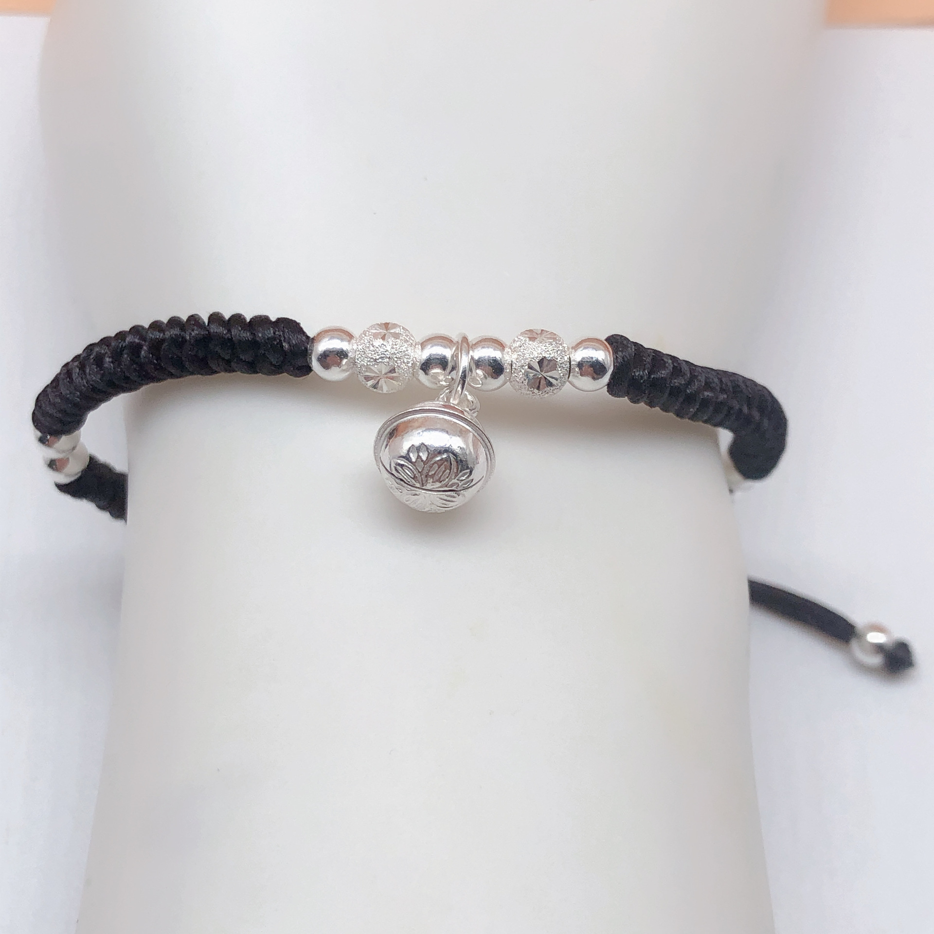 990纯银饰宝宝婴儿童小孩铃铛手链脚链手镯避邪红绳满月周岁礼物