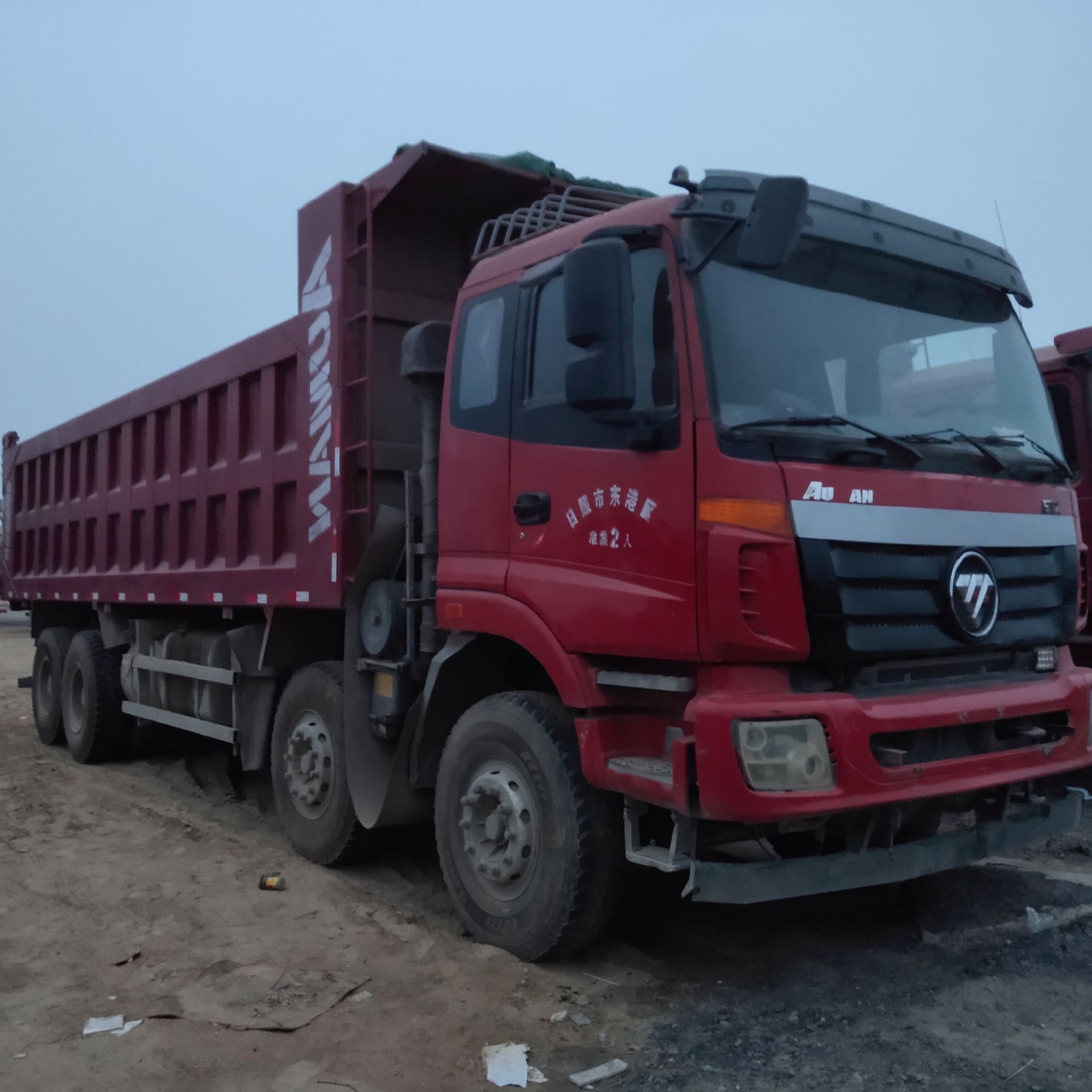 火爆销售17年18年19年前四后八工程自卸车支持分期付款