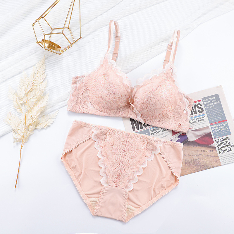 Popular Wild Rose Sexy Lace Lingerie Wireless Comfortable Breathable Small Chest Push up Adjustable Bra Suit