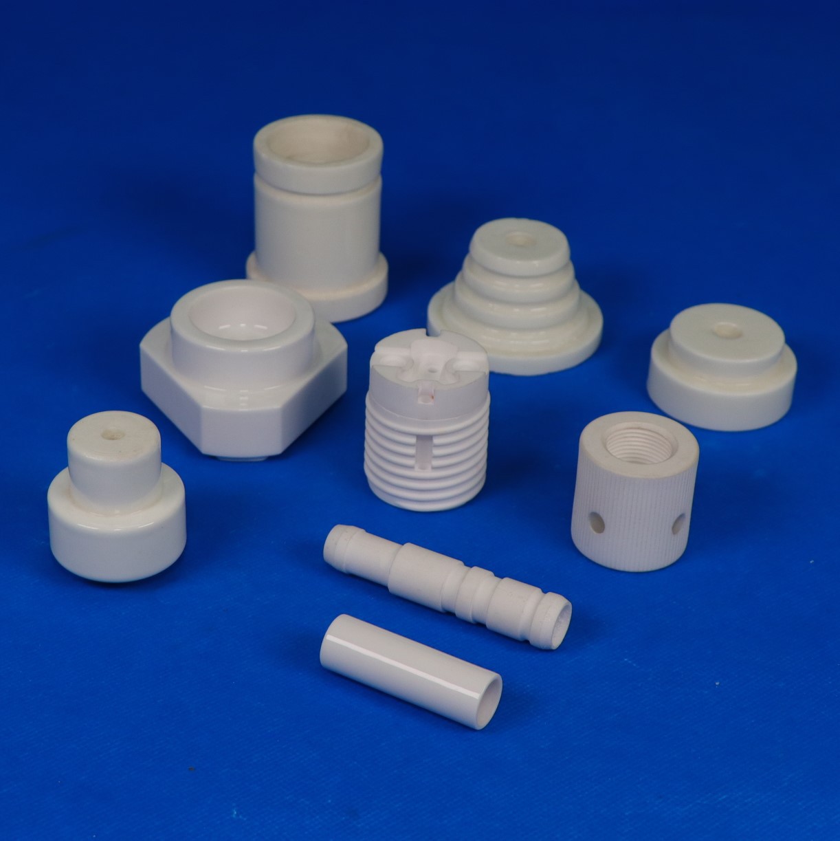 生产油烟净化器绝缘陶瓷三角陶瓷绝缘子电场绝缘陶瓷结构件加工