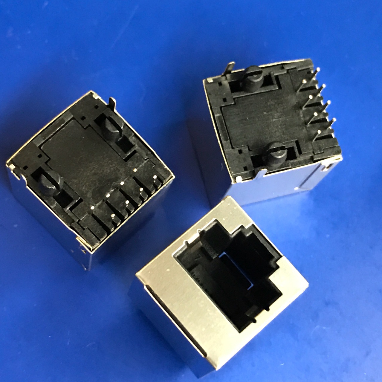 rj45插座 全包5224-8p8c立式 8pin分线器网络接口网口水晶头座子