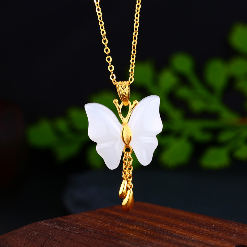 郑妃黄金和田玉蝴蝶吊坠金镶玉足金玉蝴蝶流苏项链送礼女深圳水贝