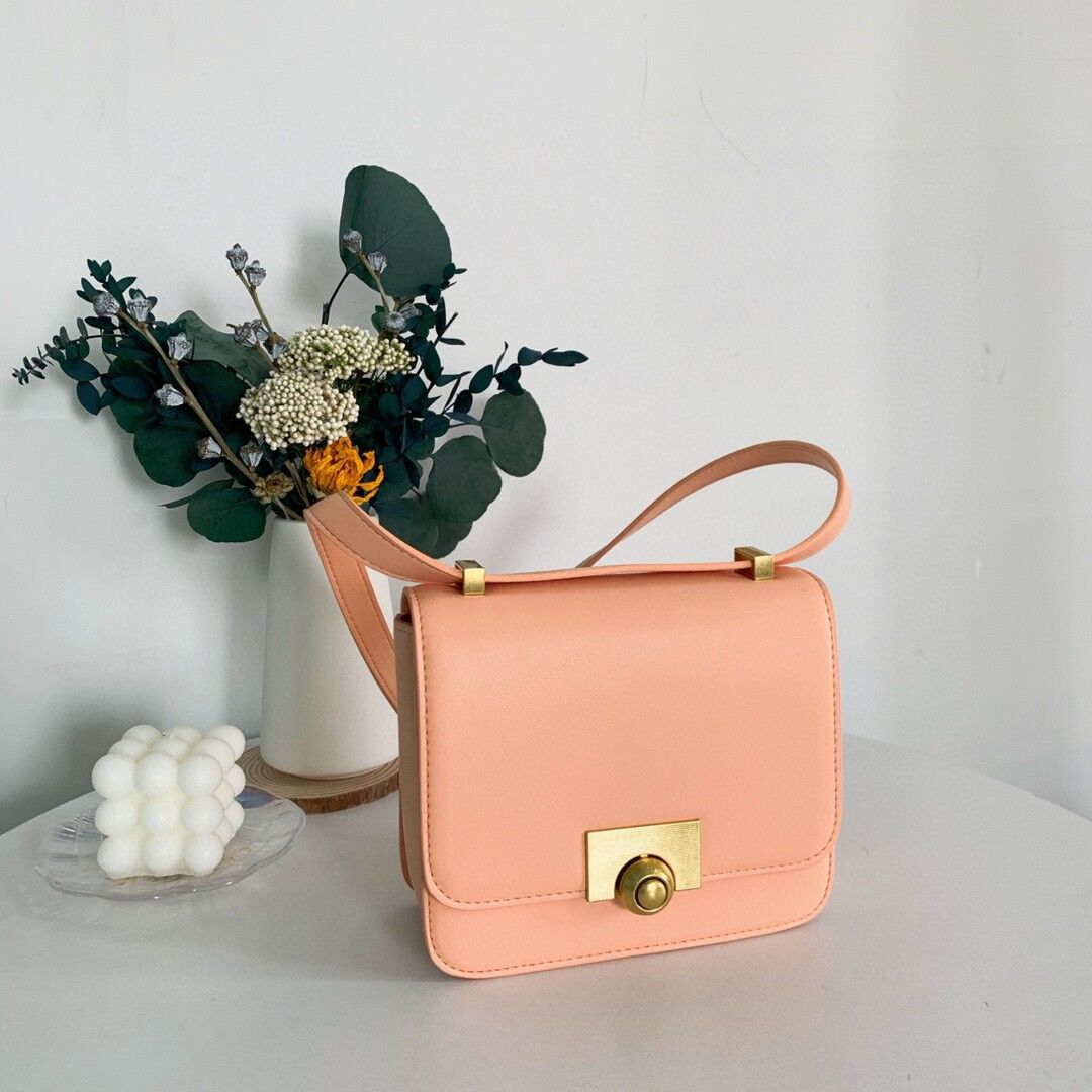 小mk新款春季限定豆腐包box糖果色斜跨简约复古百搭单肩小方包女