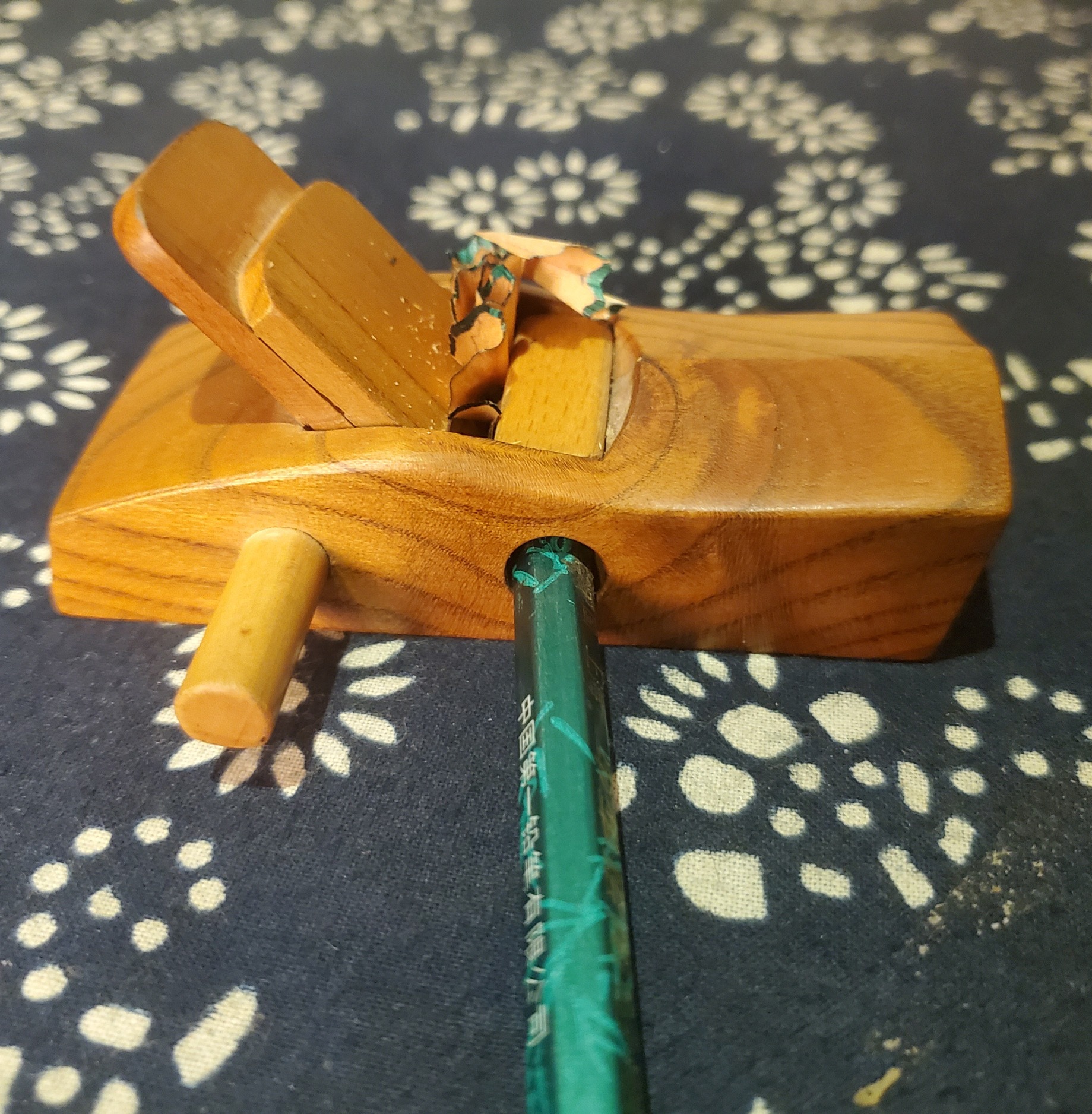 来样加工各种桃木工艺品桃木斧子摆挂件木质工艺品简约工艺礼品