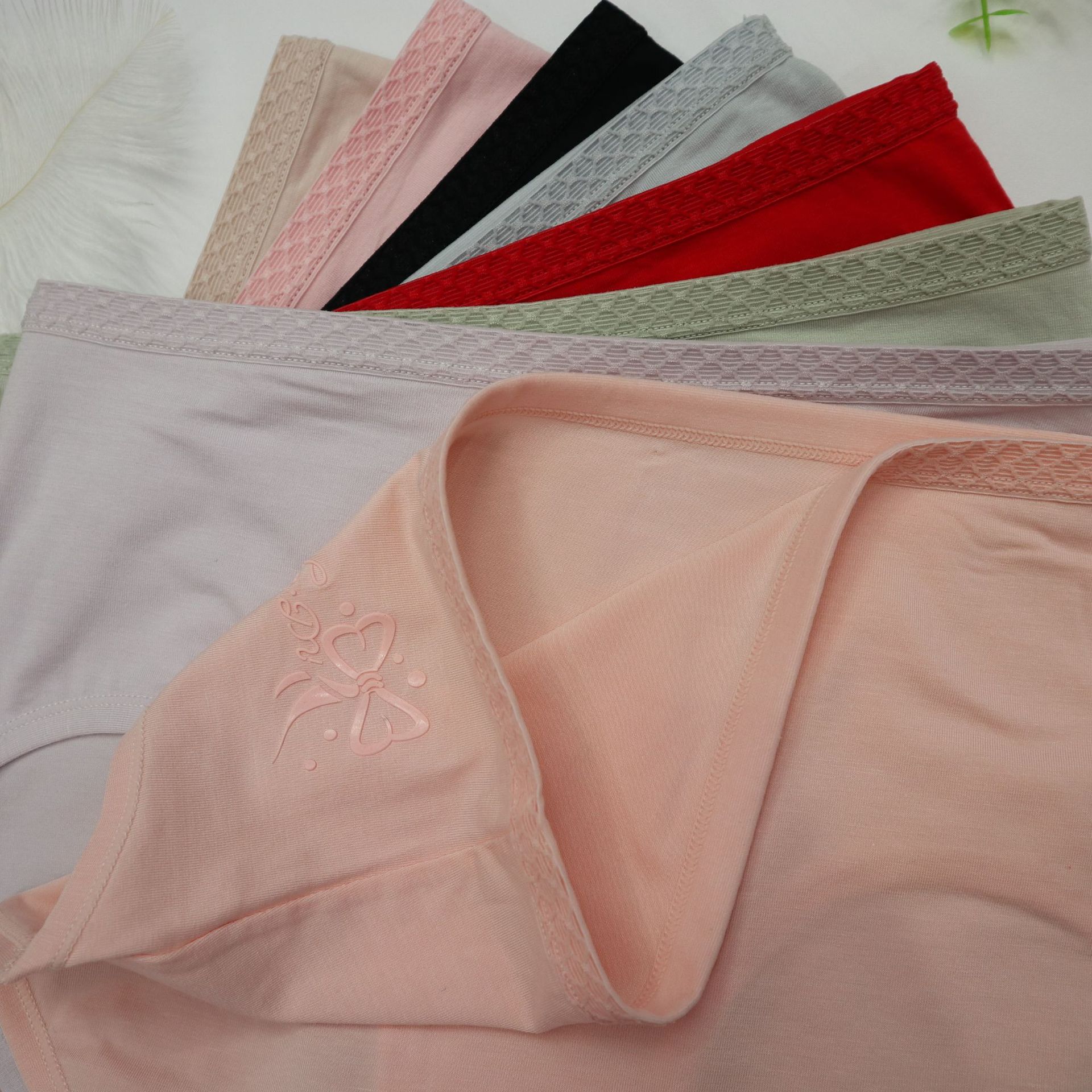厂家热销少女纯色滴胶rc棉内裤柔软舒适女士全棉内裤中腰三角地摊