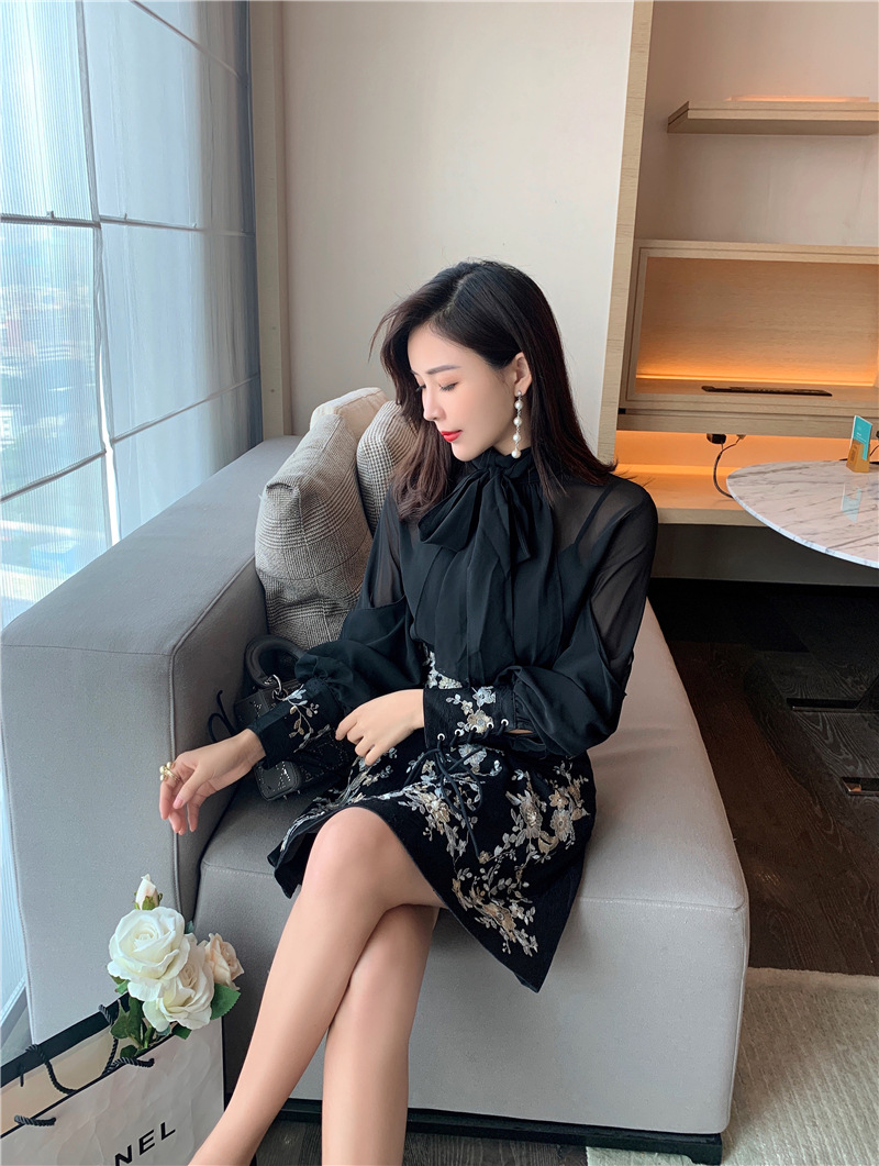 21春秋名媛女神范韩版蝴蝶结衬衫钉珠刺绣a字裙修身显瘦套装礼服