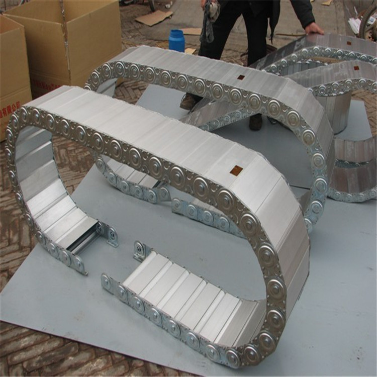 直销tl桥式钢制拖链全封闭钢铝拖链机床金属不锈钢拖链坦克链条