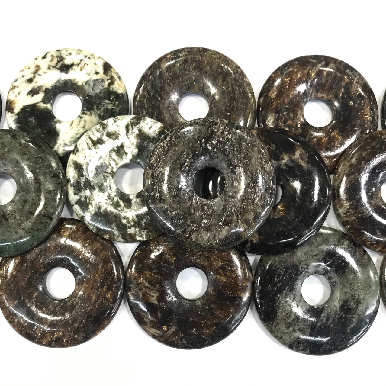 厂家供应批发云母石金云母黑云母石怀古铜钱平安扣甜甜圈diy项链