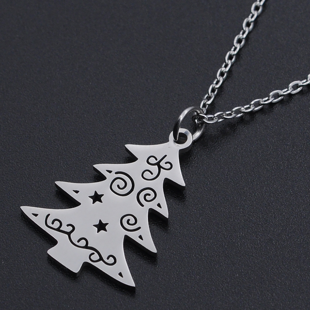 唯星钛钢圣诞树项链女跨境欧美时尚星星圣诞小树塔吊坠不锈钢项链
