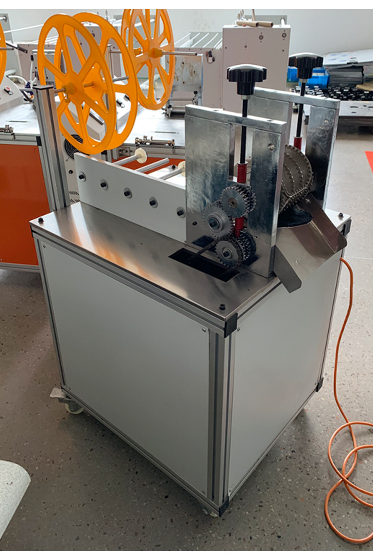 魔术贴全自动裁剪机蕾丝花边滚切机皮革异形不规则形状下料切割机