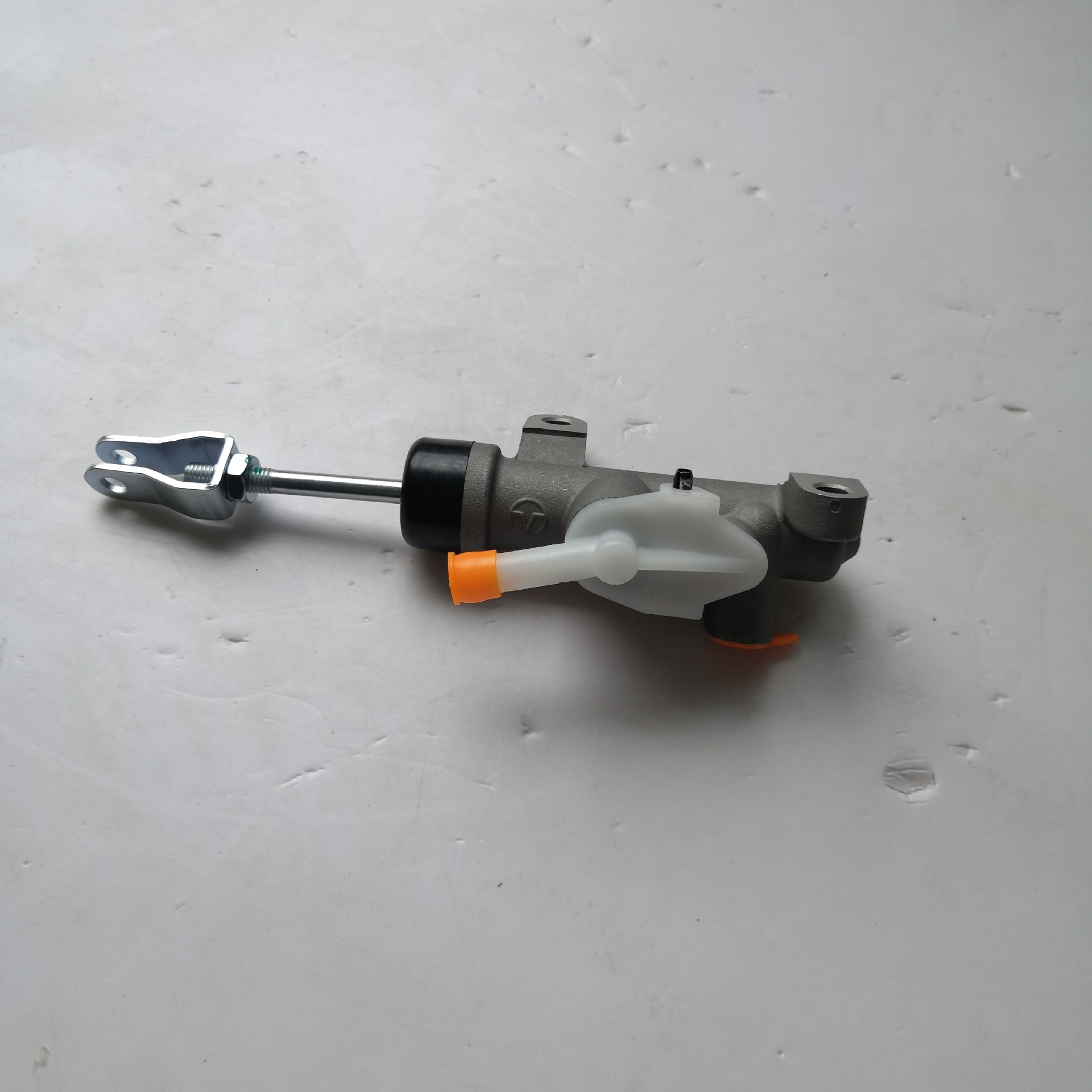 吉利自由舰1.5l 手动 离合总泵 离合主缸-阿里巴巴