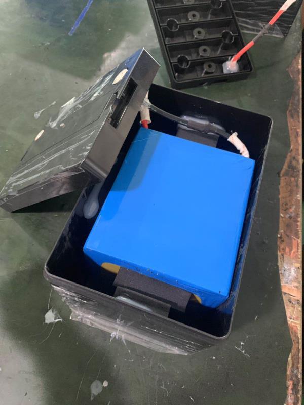 12v50ah pvc外壳磷酸铁锂电池 bms智能保护充放电