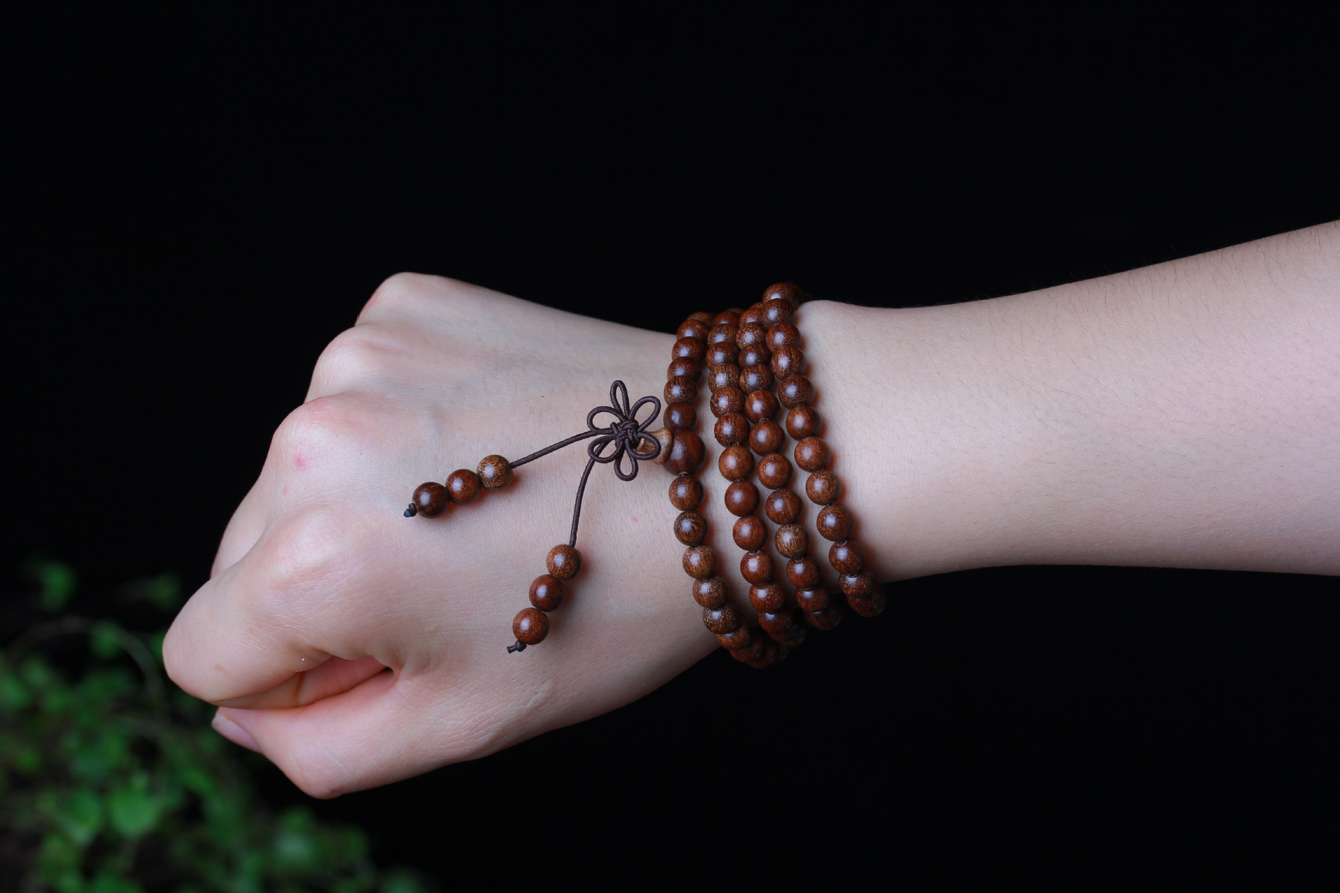 金丝檀佛珠手串文玩念珠手持木质饰品佛教手链 檀木佛珠厂家批发