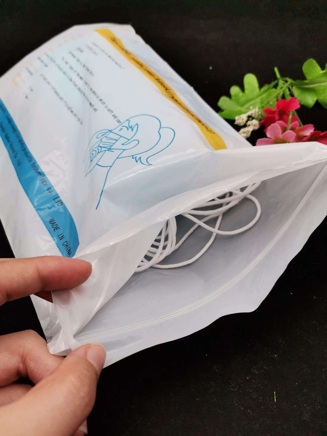 定制乳白色pe自封袋 非医用一次性口罩袋密封袋50个装 英文印刷