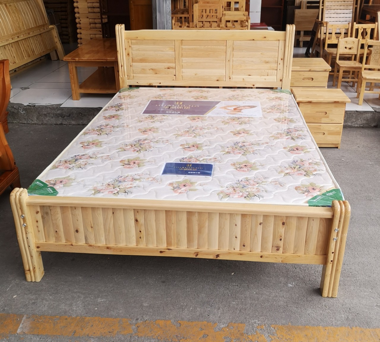 四川柏木加厚简易床 出租屋实木床 宿舍公寓床带铺板