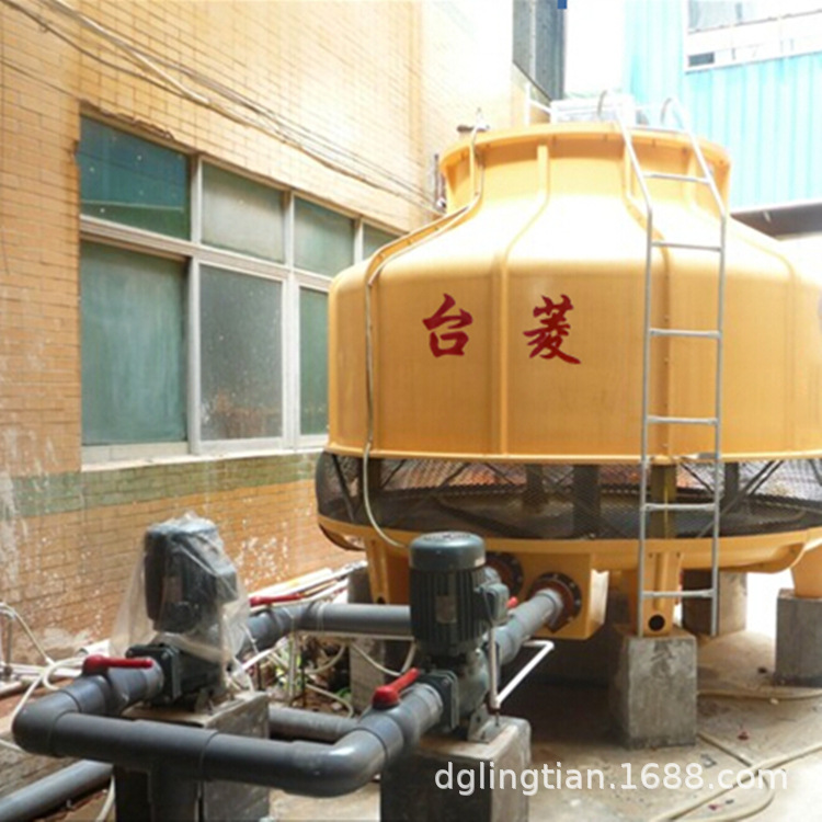 台菱冷却塔黄色