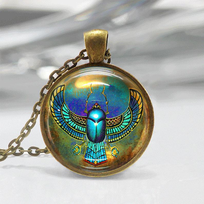 跨境独立站饰品古埃及圣甲虫时光宝石吊坠项链 欧美新款玻璃项链