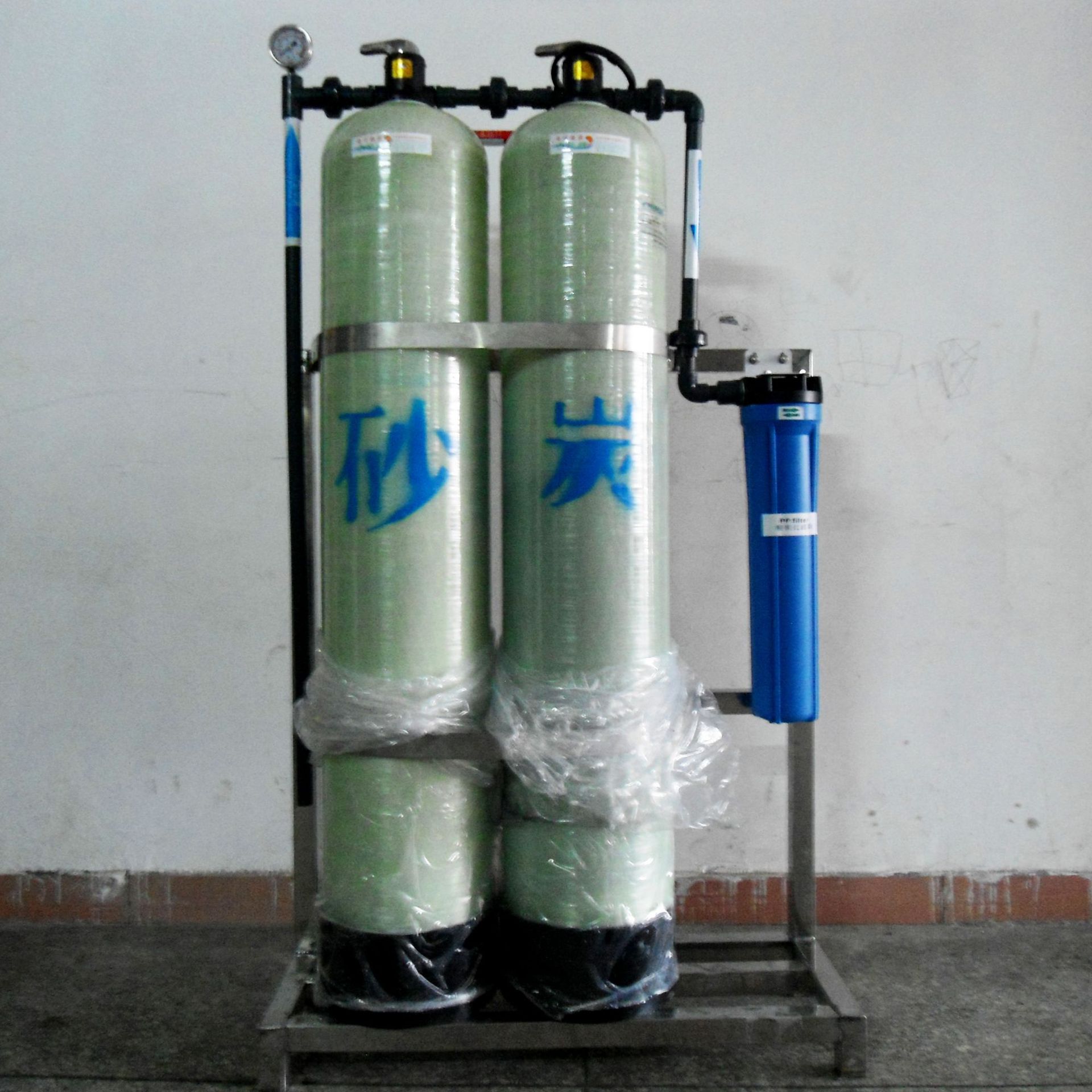 1吨工业净水器 2吨井水过滤器 石英砂活性炭过滤自来水净化设备