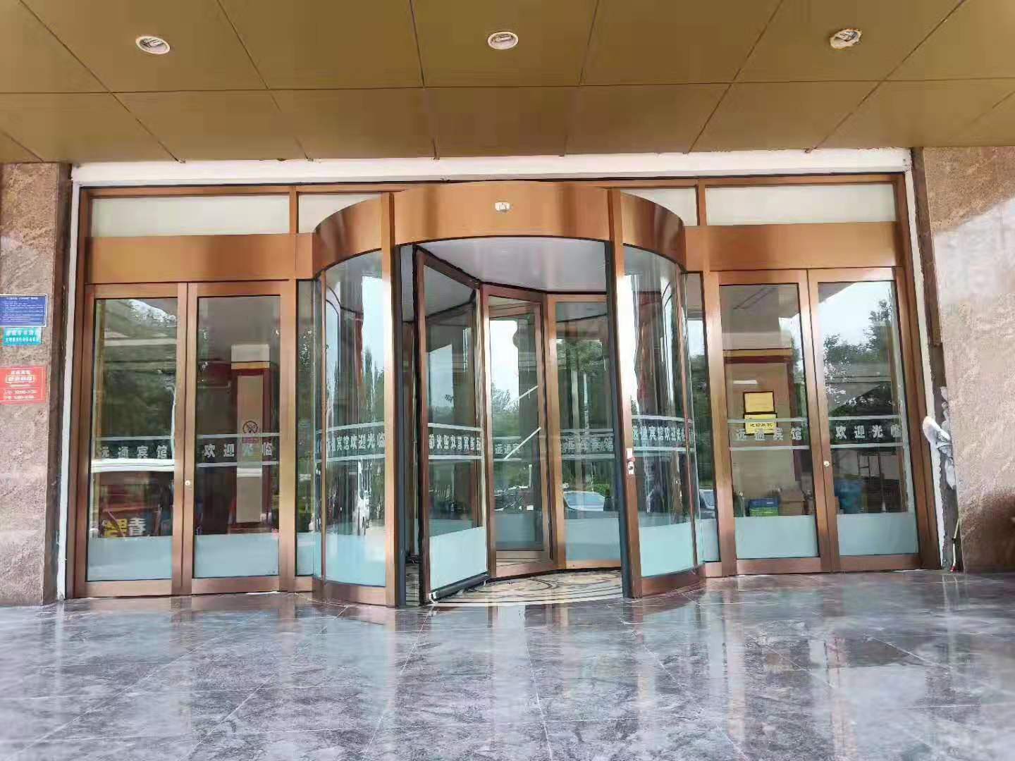 厂家承接自动旋转门 酒店三翼旋转门 两翼玻璃旋转门 欢迎来电