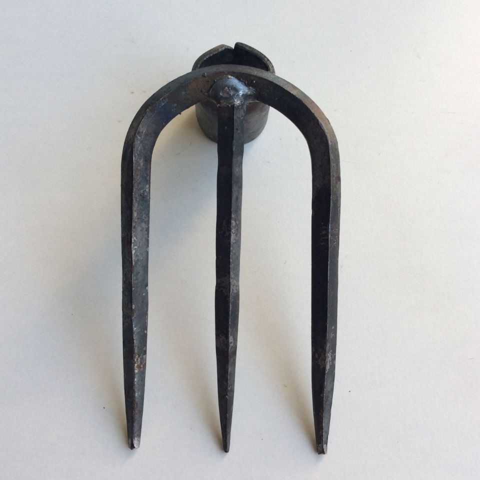 锻打三齿小耙头手工锻打三齿耙子锻打小耙子抓钩铁耙泥耙工农园林