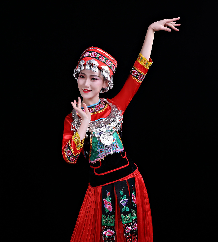 苗族服饰少数民族服装女彝族演出服壮族土家族衣服黎族瑶族舞蹈服