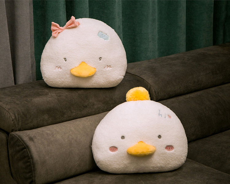 可爱白色鸭鸭抱枕饭团鸭子毛绒玩具情侣居家靠垫一件代发定制批发