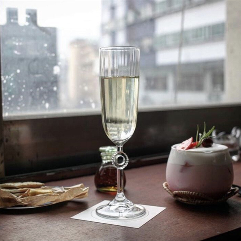 一对婚礼香槟杯礼盒装2个起泡酒杯韩国ins网红酒吧专用红酒高脚杯