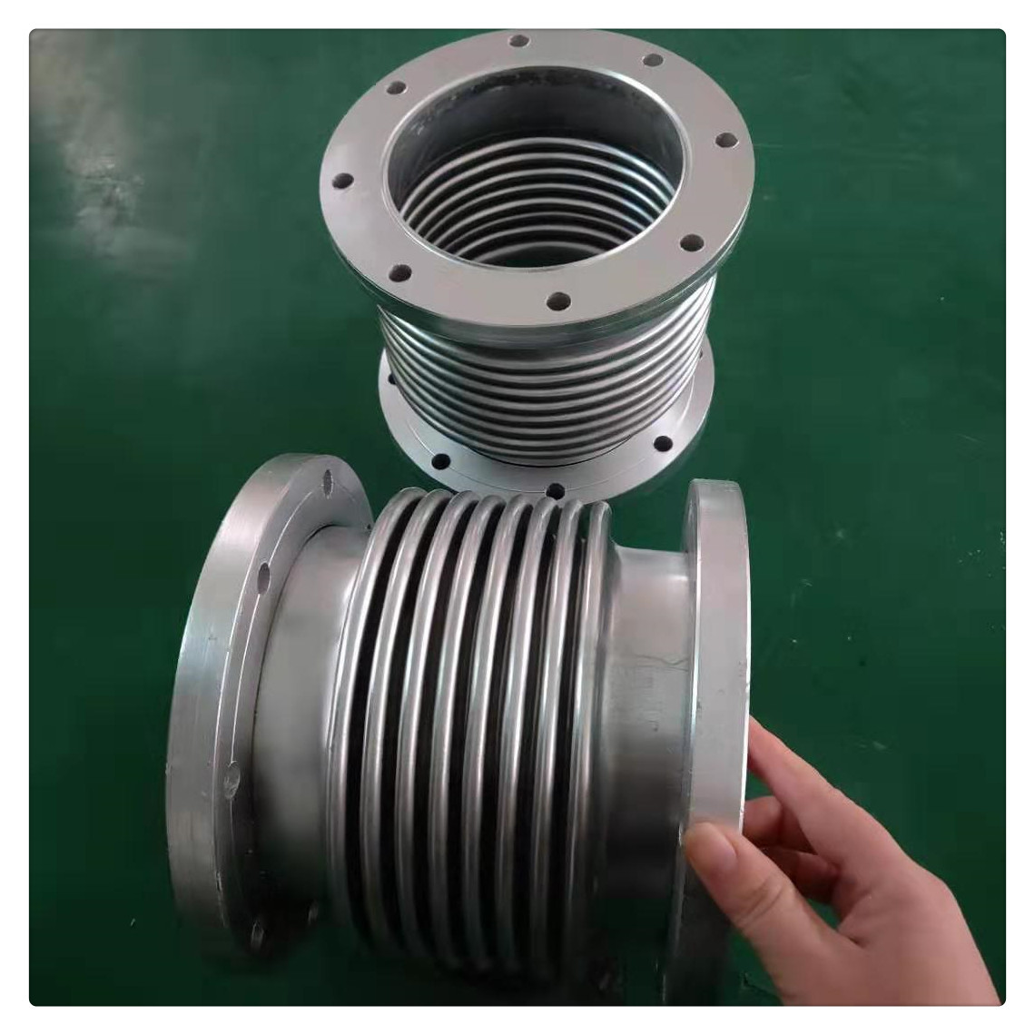 厂家供应法兰补偿器 四氟补偿器膨胀节 金属波纹补偿器