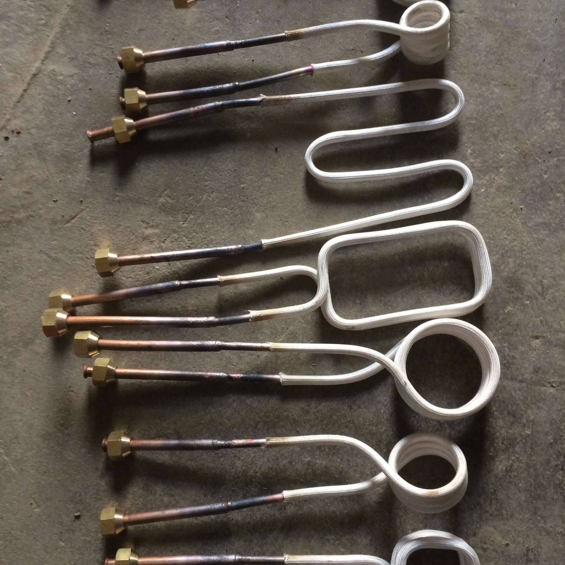 高频感应加热圈石英坩埚用定制打金工具车刀汽车水钻头焊接耐高温