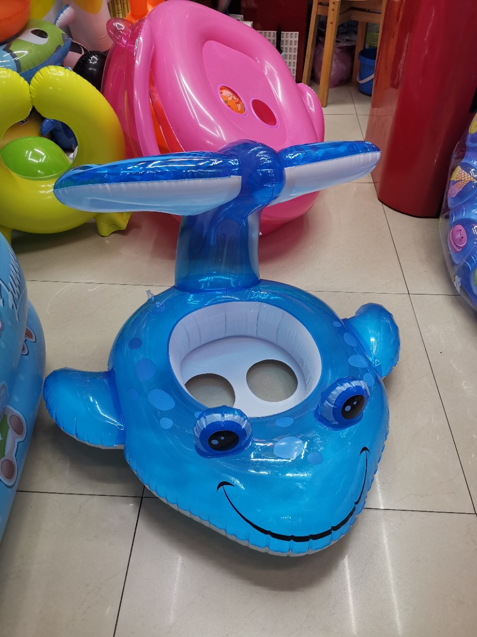 充气儿童座圈蓝鲸游泳圈婴幼儿宝宝遮阳蓬艇