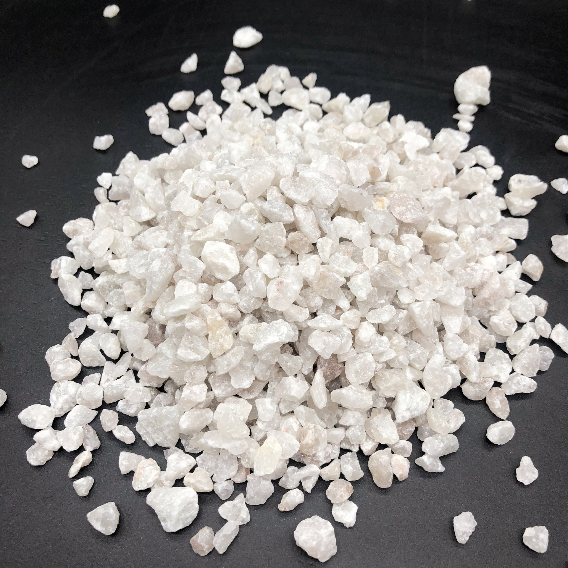 石英砂水处理滤料 防腐除锈饮用水污水过滤器用石英砂滤料