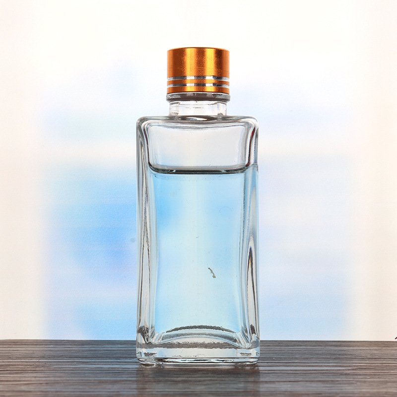 新款玻璃扁方酒瓶 100ml密封白酒瓶便携小酒瓶洋酒瓶果酒瓶药酒瓶
