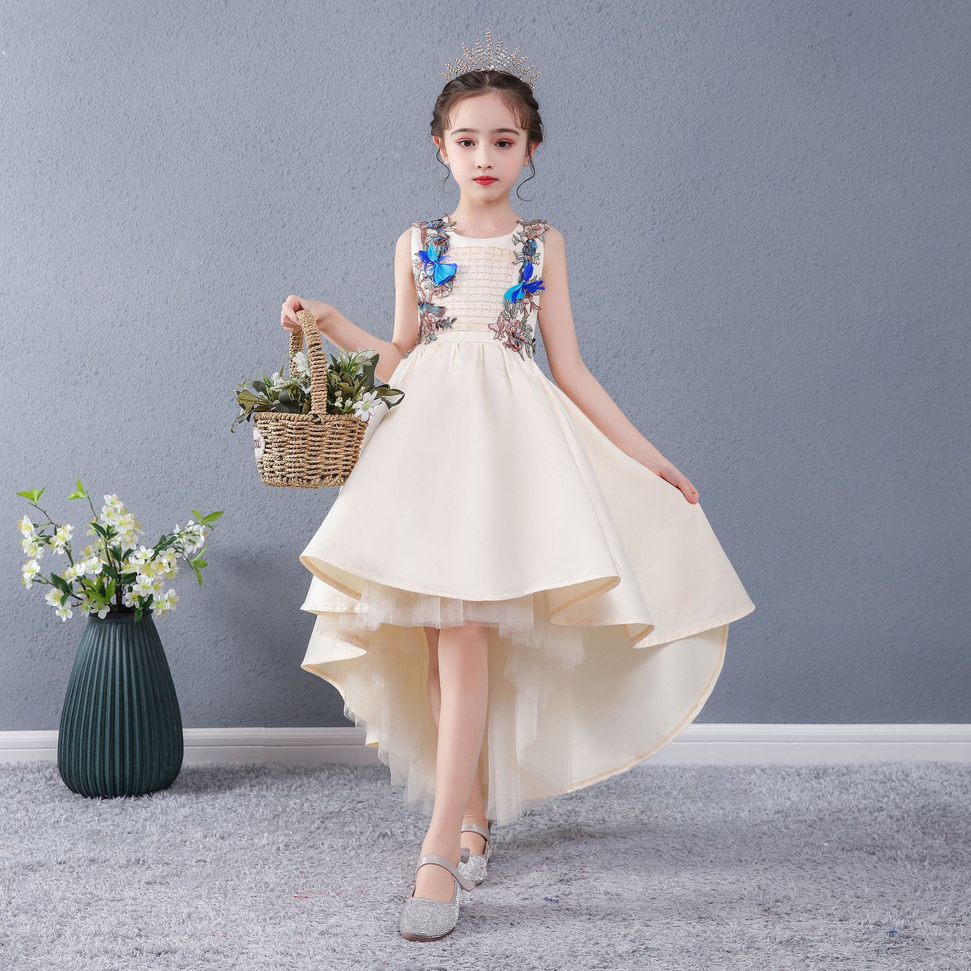 女童婚纱礼服公主裙拖尾花童主持人钢琴演出服蓬蓬儿童生日晚礼服
