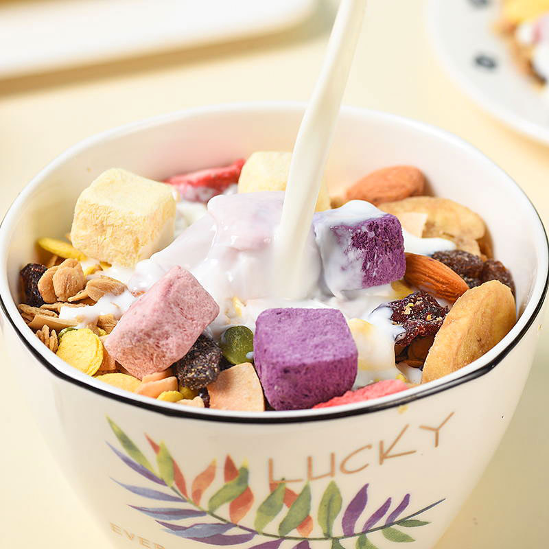 关晓彤酸奶果粒麦片代餐食品饱腹感饱水果坚果早餐即食王宝宝麦片