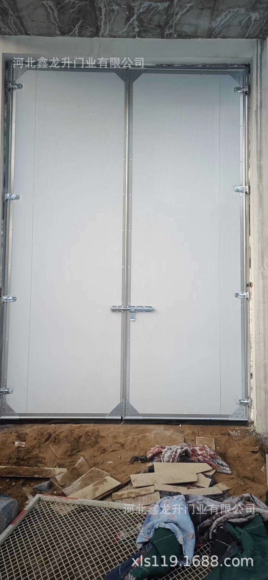 工程实景图 保温钢大门 平开钢大门 钢质保温门 钢制平开保温门