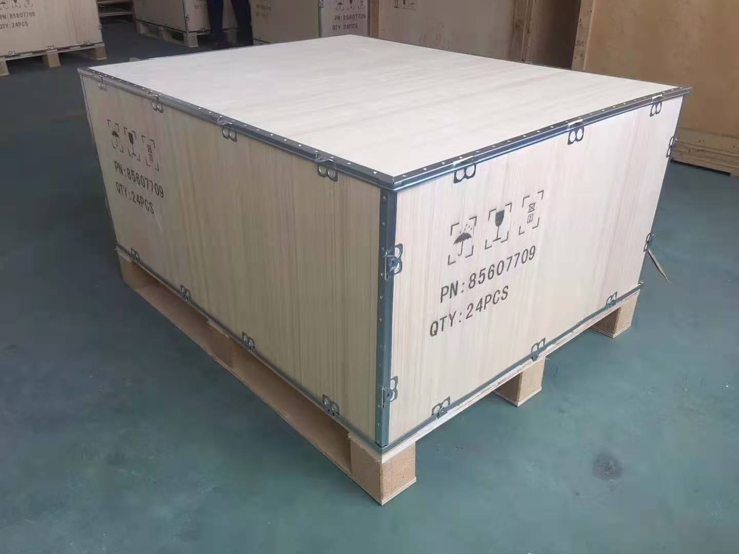 免熏蒸木箱平板全封闭 可进物流叉车根据图纸制作