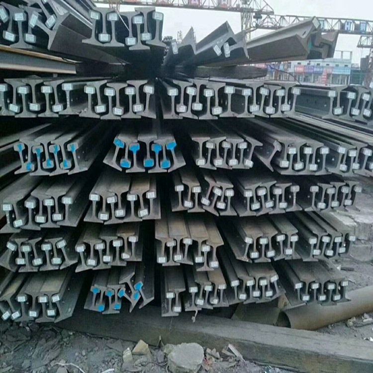 河北永洋8kg轨道钢q235b铁轨18kg钢轨9kg轻轨12kg道轨15kg轻轨