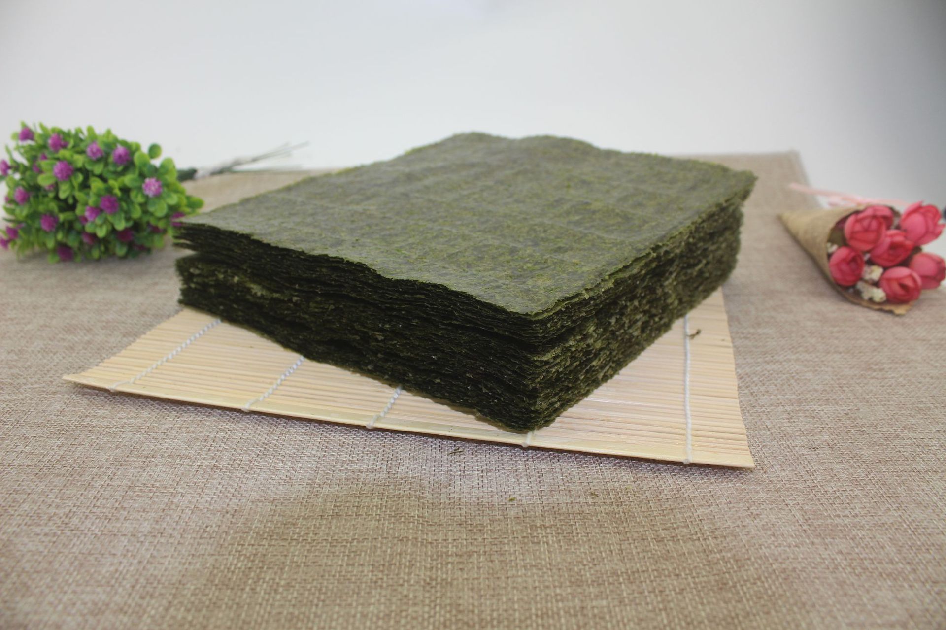 厂家直供寿司海苔50张紫菜包饭即食寿司食材烧烤海苔干紫菜大片