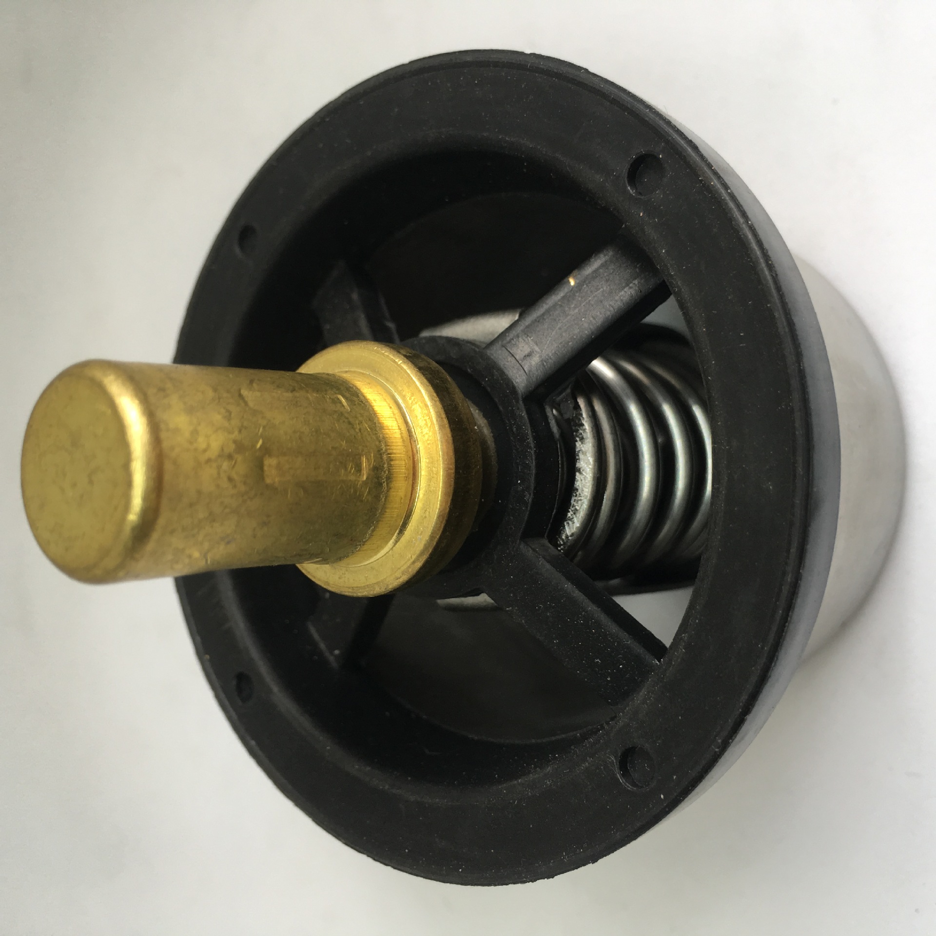 欧三卡车dci11电控柴油发动机节温器调温器恒温器d5600222007