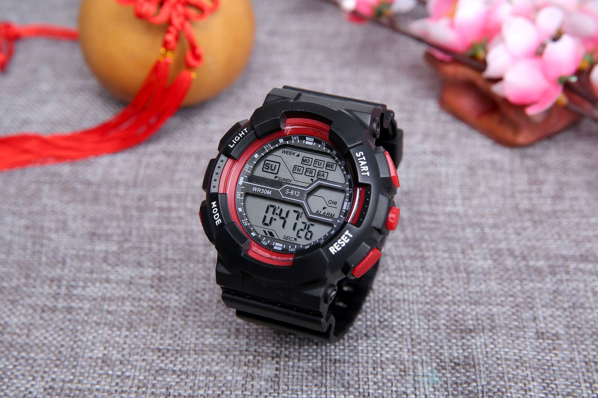 新款学生运动防水电子手表 时尚儿童多功能手表 男女款夜光电子表