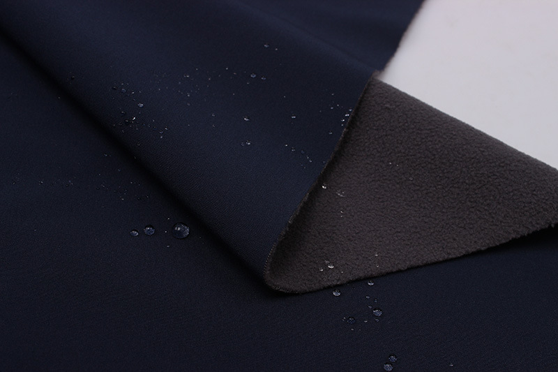 softshell软壳面料100d四面弹三合一贴tpu透湿膜单刷单摇粒绒面料