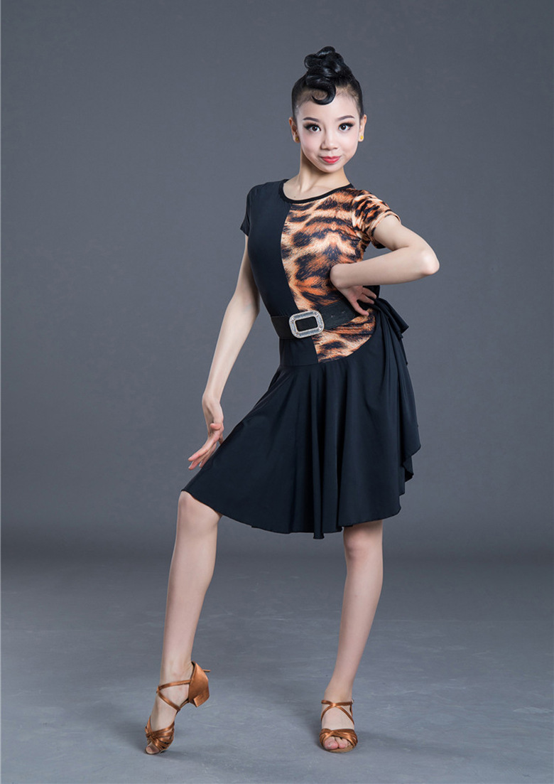 女少儿舞服恰恰伦巴拉丁舞短袖大摆豹纹黑色拼接表演练功服
