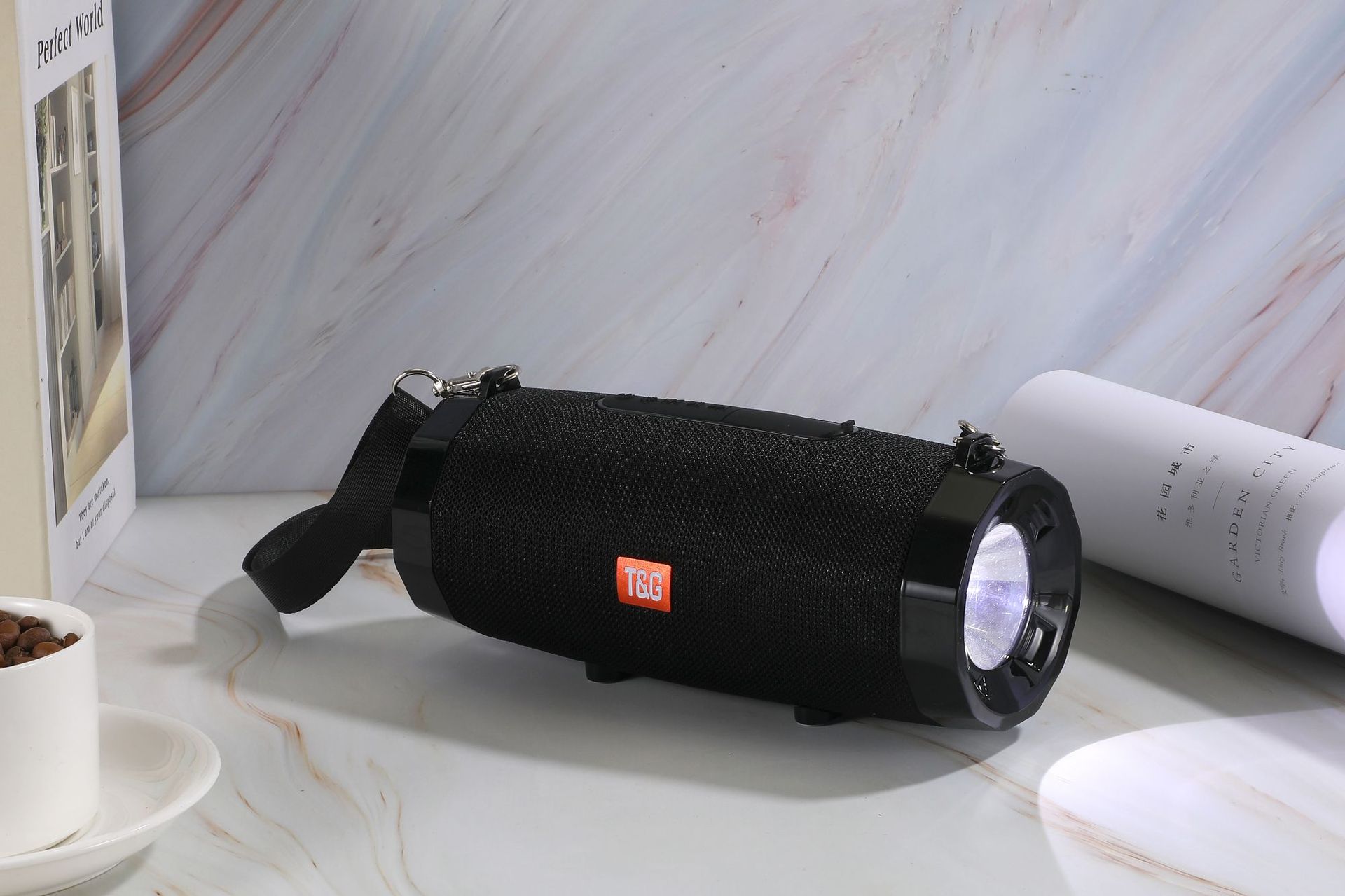 tg535蓝牙音箱手电筒创意户外广场舞工厂直销定制logo新款音响