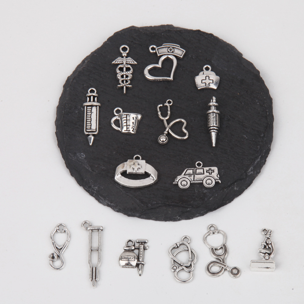 跨境批发锌合金配件挂饰挂件小吊坠项链耳环脚手链护士医疗亚马逊