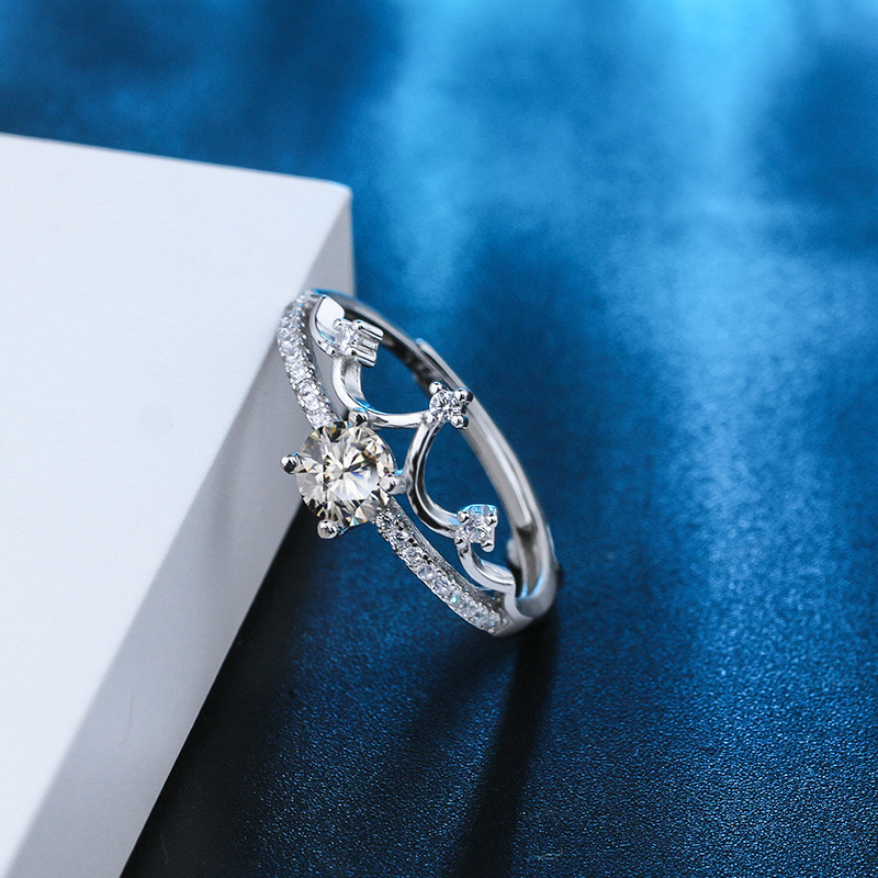 s925银皇冠戒指 莫桑钻女戒 莫桑石开口钻戒 七夕情人节礼物定制