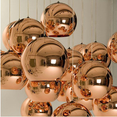 现代简约餐厅镜面电镀球形圆灯个性酒吧台创意咖啡厅金银色球吊灯