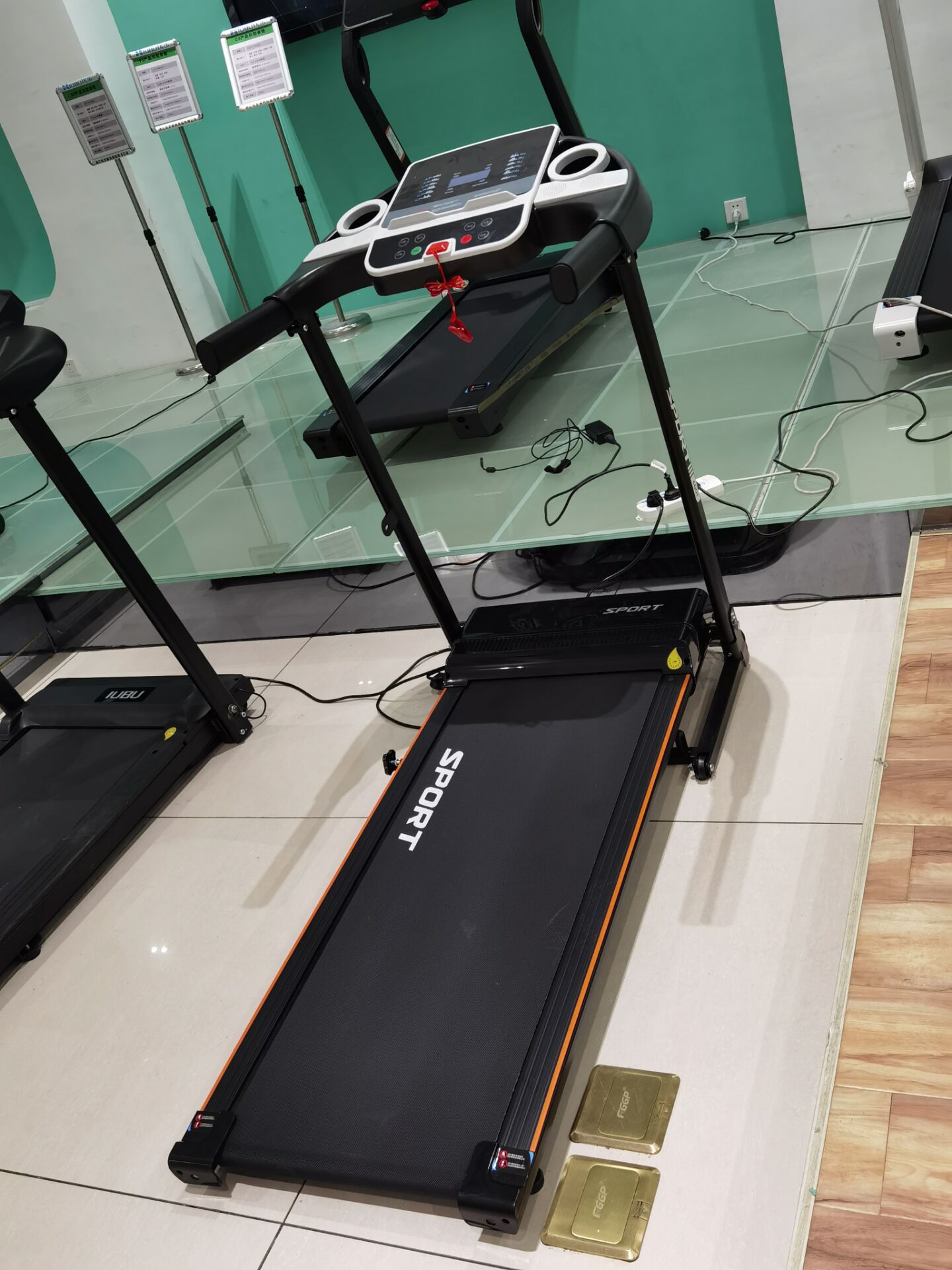 跑步机家用电动跑步机静音折叠走步机健身器材家用蓝牙跑步机厂家