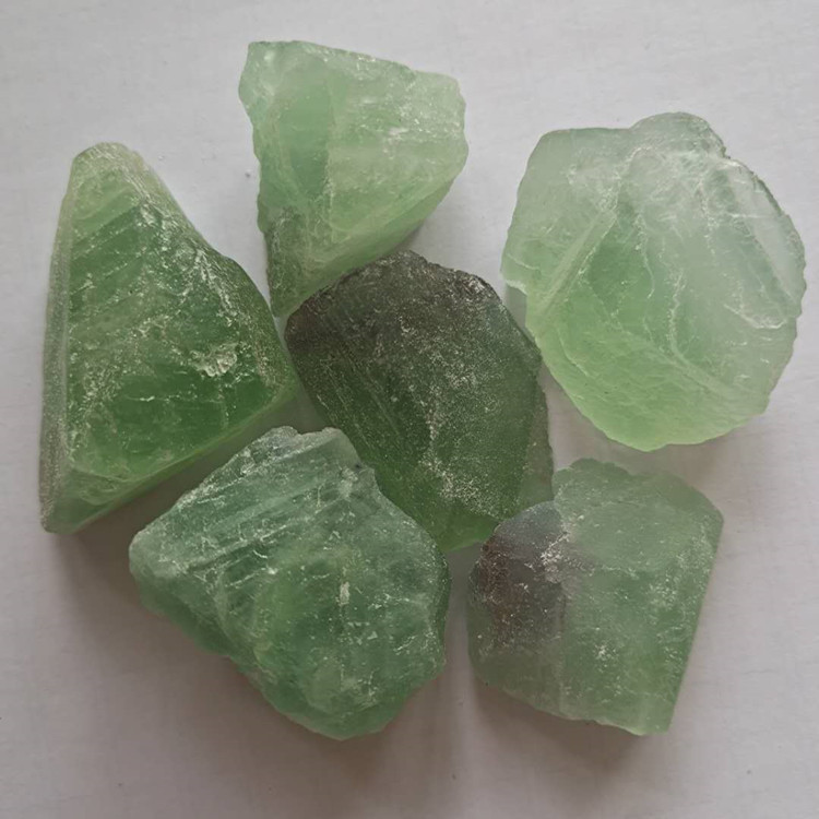 现货供应工艺品绿色萤石高纯萤石块 萤石原矿